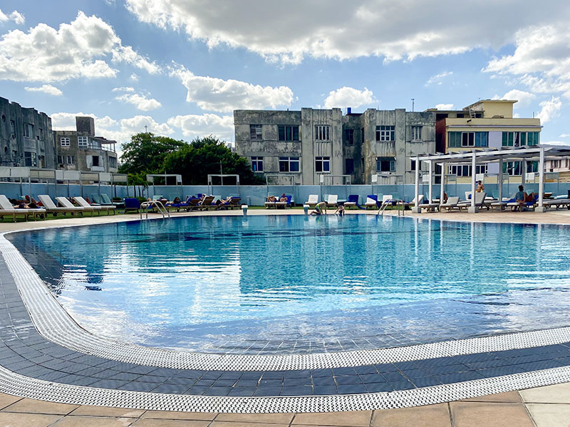 Pool access for this  AirBnB in Havana